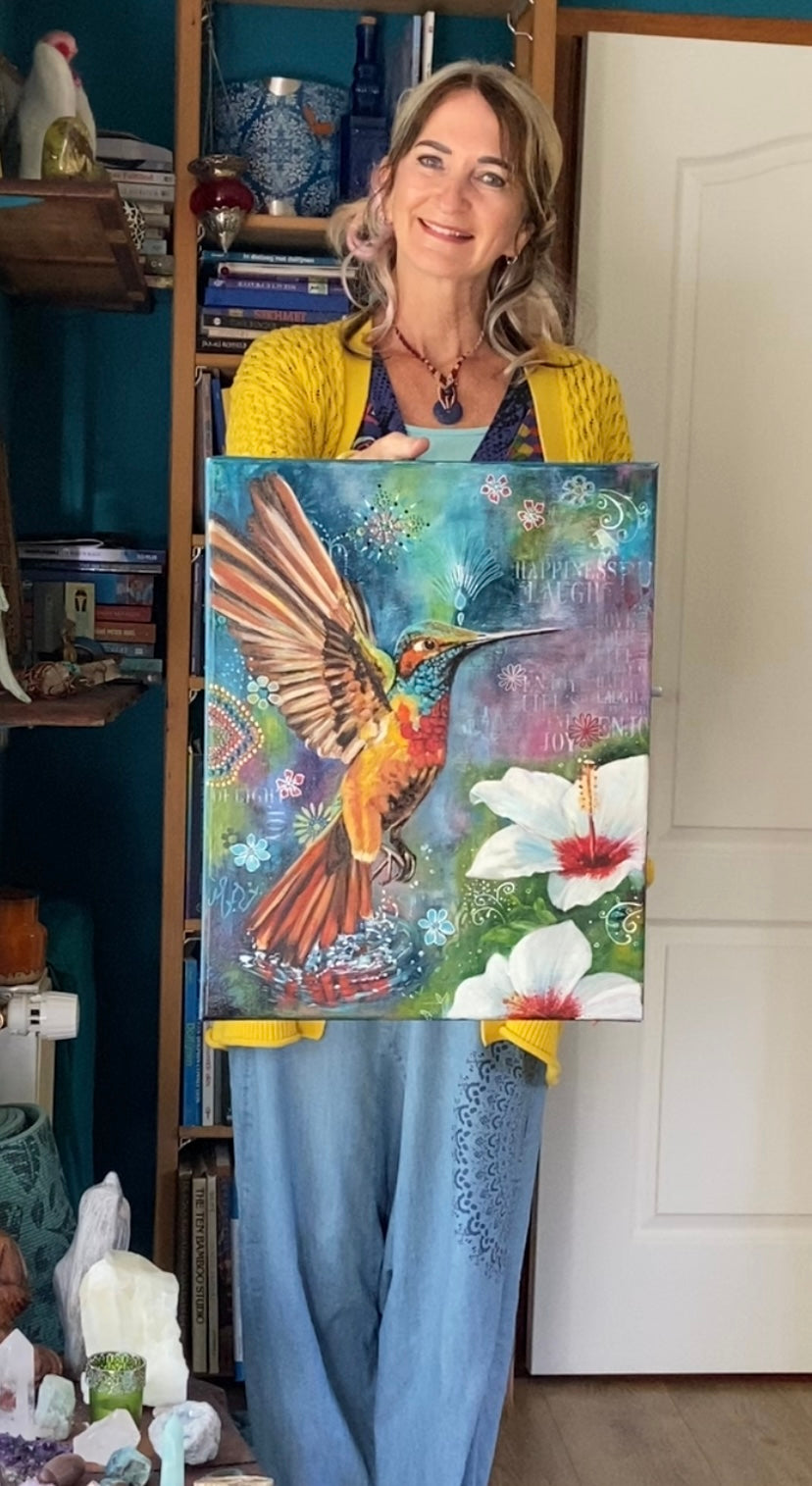 Delightful little Hummingbird