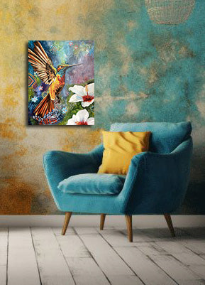 Delightful little Hummingbird